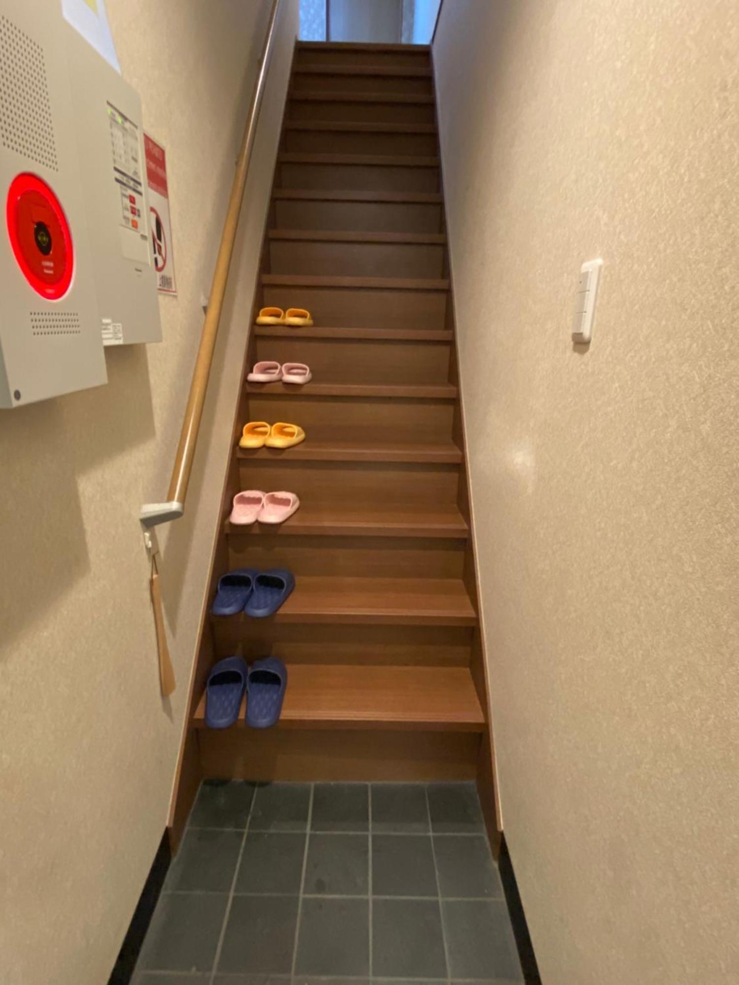 Wutong-40 Minutes Direct To Kansai Airport And 5 Minute Walk To Jr Or Subway Or Nankai Line And 1 Minute To Tsutenkaku The Landmark Of Osaka And Many Japanese Bistros Nearby Dış mekan fotoğraf